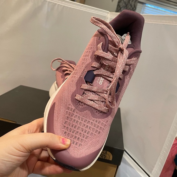 NIB The North Face Sz 9 Womens Midnight Mauve W Altamesa 300 Sneaker Shoes $129! - Picture 6 of 12